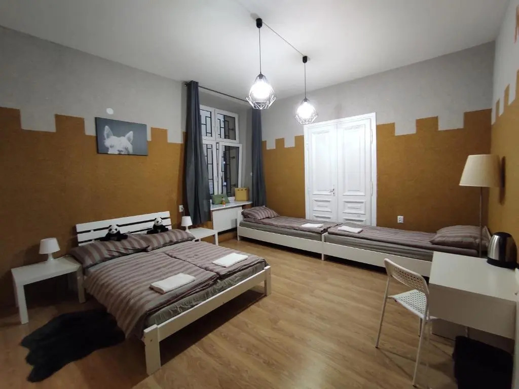 West.13 Guest Rooms