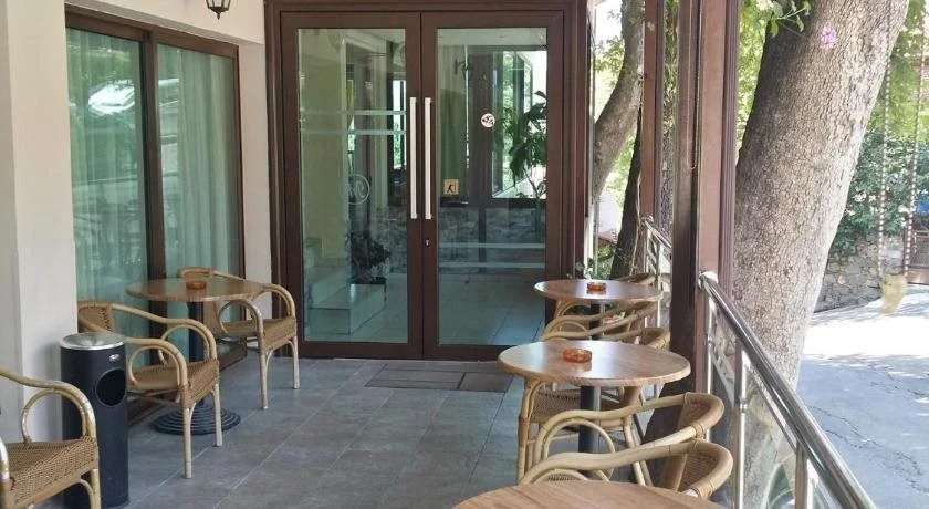 Minaides Hotel
