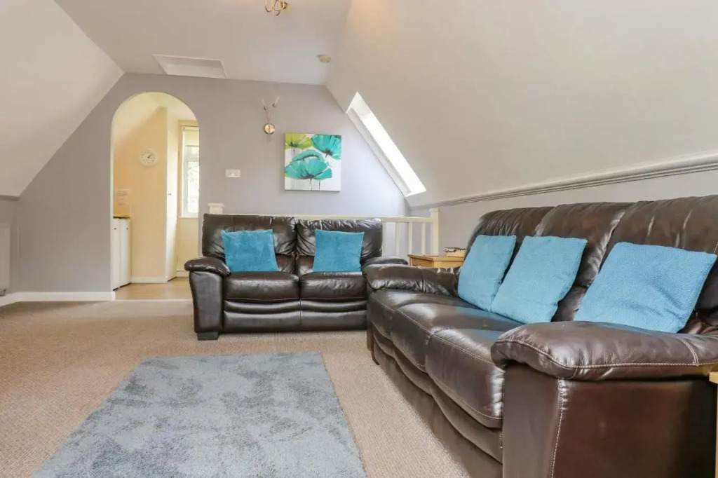 No1, Tranquil Tamar Valley home near Moors & Coasts