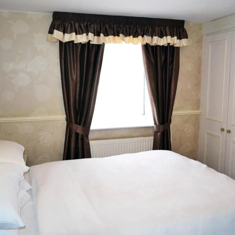Lyndene Hotel