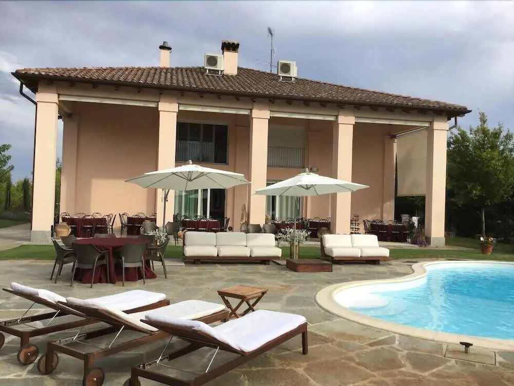 B&B Red Wine Country House