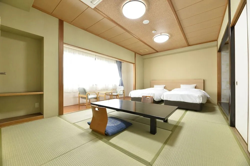 Ureshino Onsen Yusyuku Sarayama