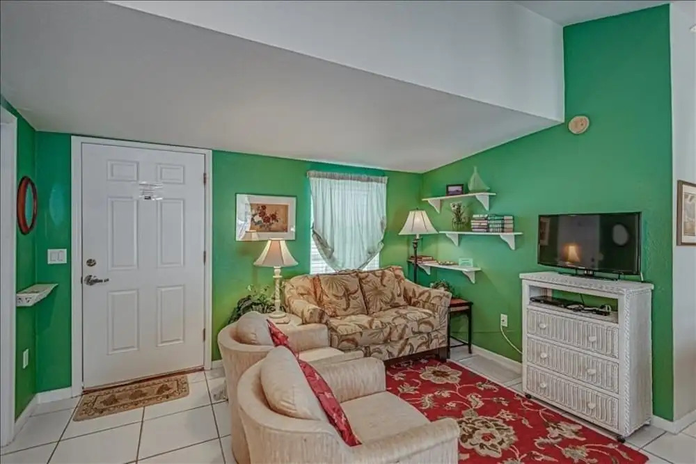 Anchor Inn - Unit 2 1 Bedroom Home