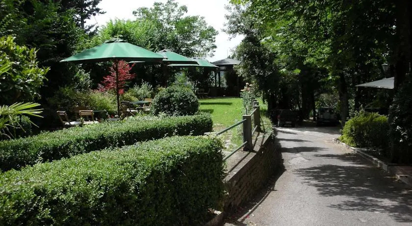Hotel Paradiso
