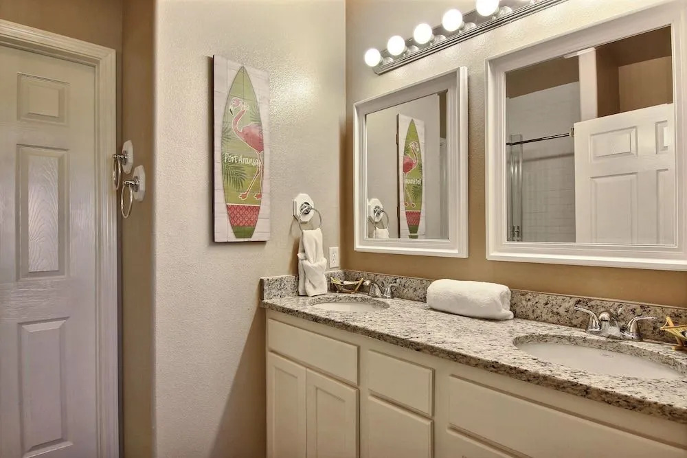 Beach Please Sh201 2 Bedrooms 2 Bathrooms Condo