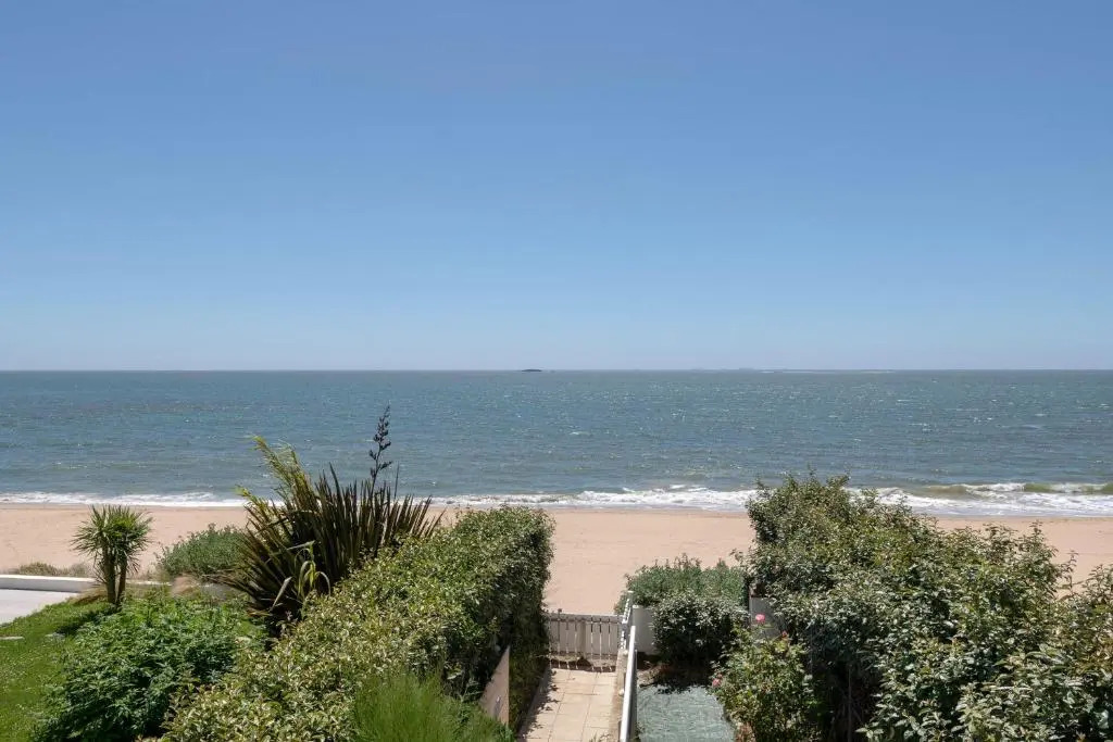 Vue imprenable sur l'Ocean dans cet appartement pour six personnes