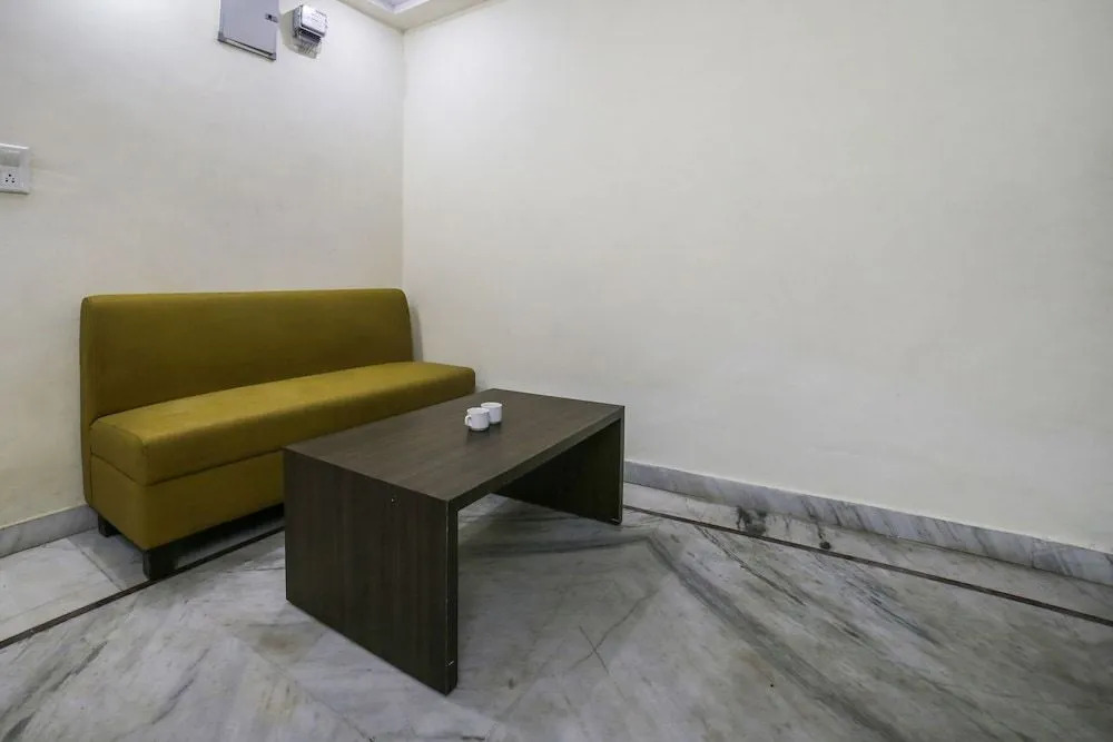 OYO Home 16420 Cosy 2BHK