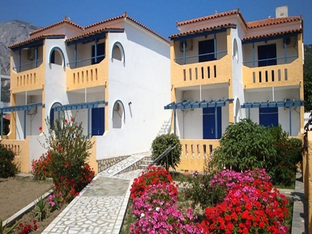 Pavlis Studios Kampos