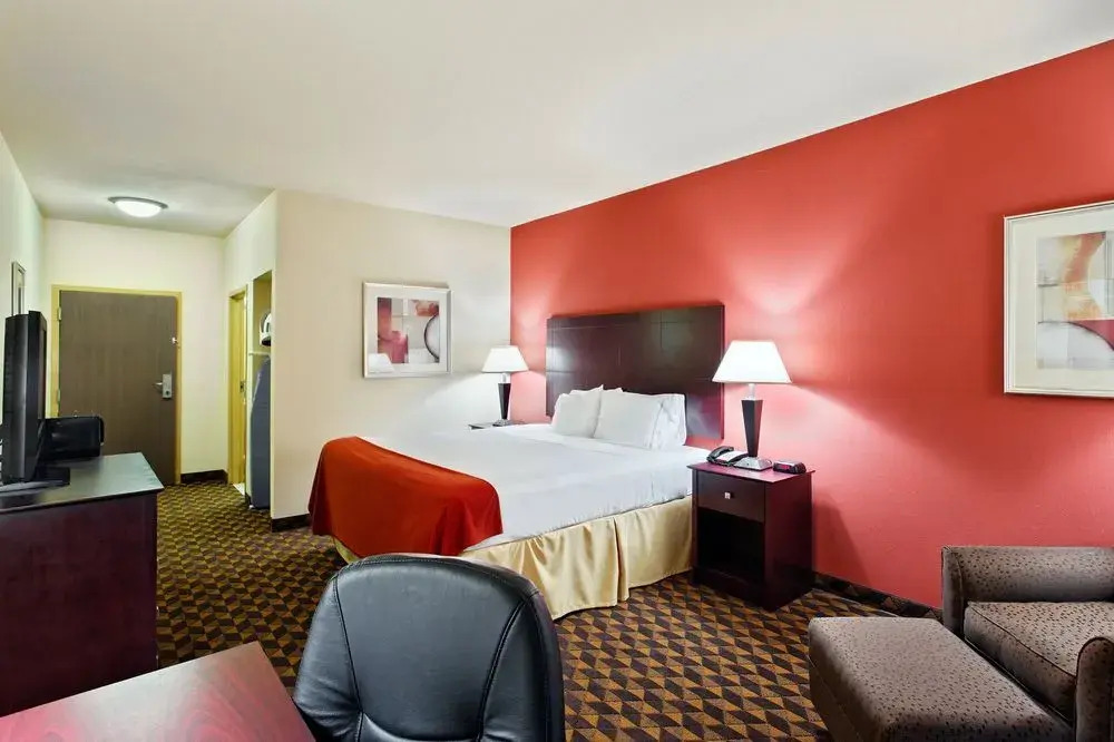 Holiday Inn Express & Suites Malvern, An Ihg