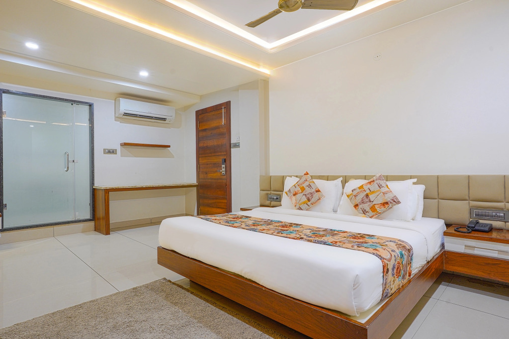 FabHotel Jewel Palace