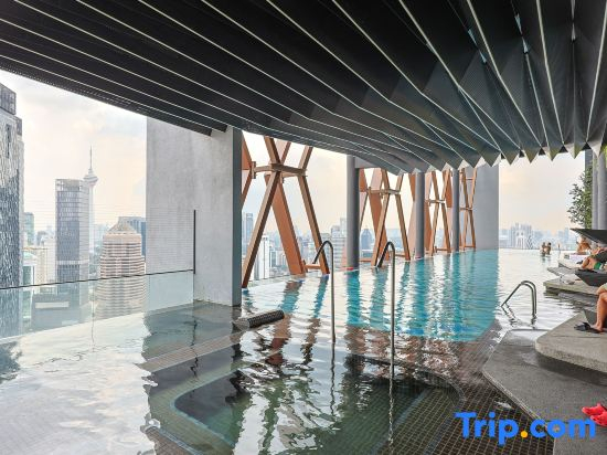 Scarletz Suites KLCC by KANs