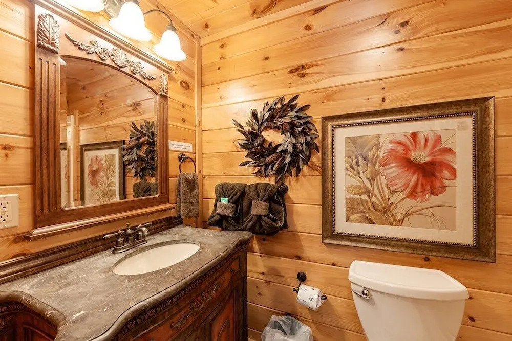 Legend Crest Lodge