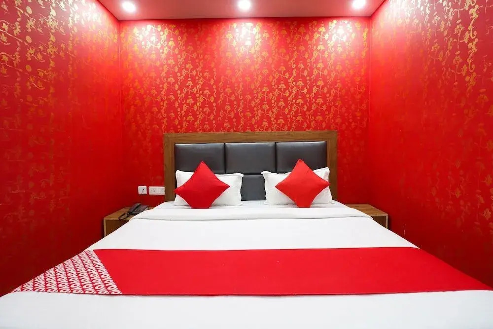 Classic Hotel by OYO Rooms