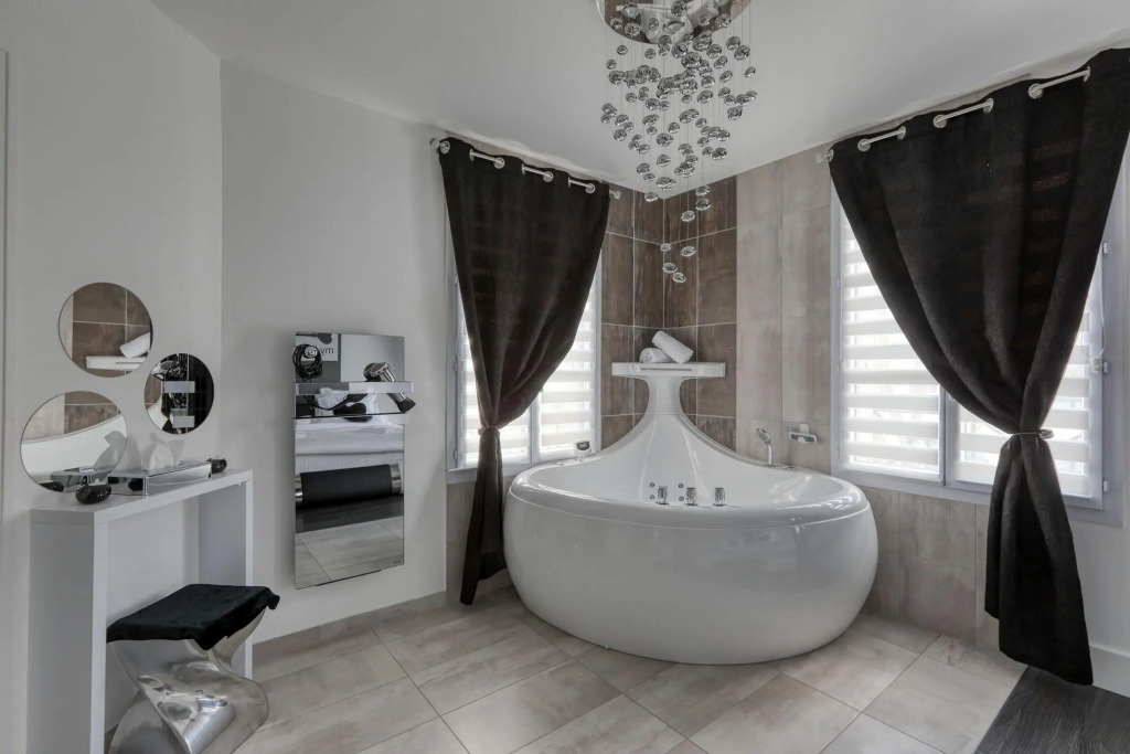 123home - Suite & spa