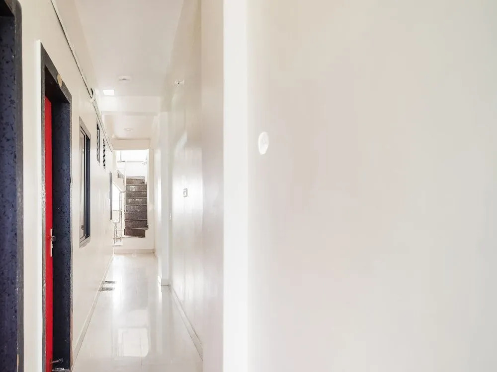 OYO 46533 Ravi Palace