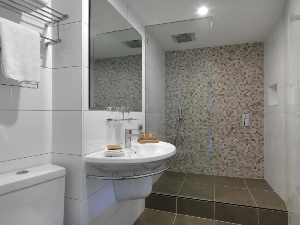 Hotel Grand Chancellor Melbourne