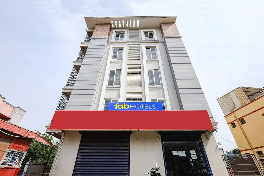 Fen Breeze By OYO Rooms