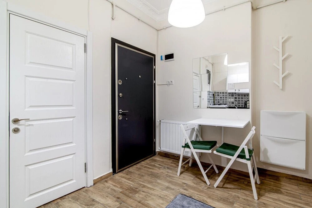 Central and Modern Flat near Flower Passage