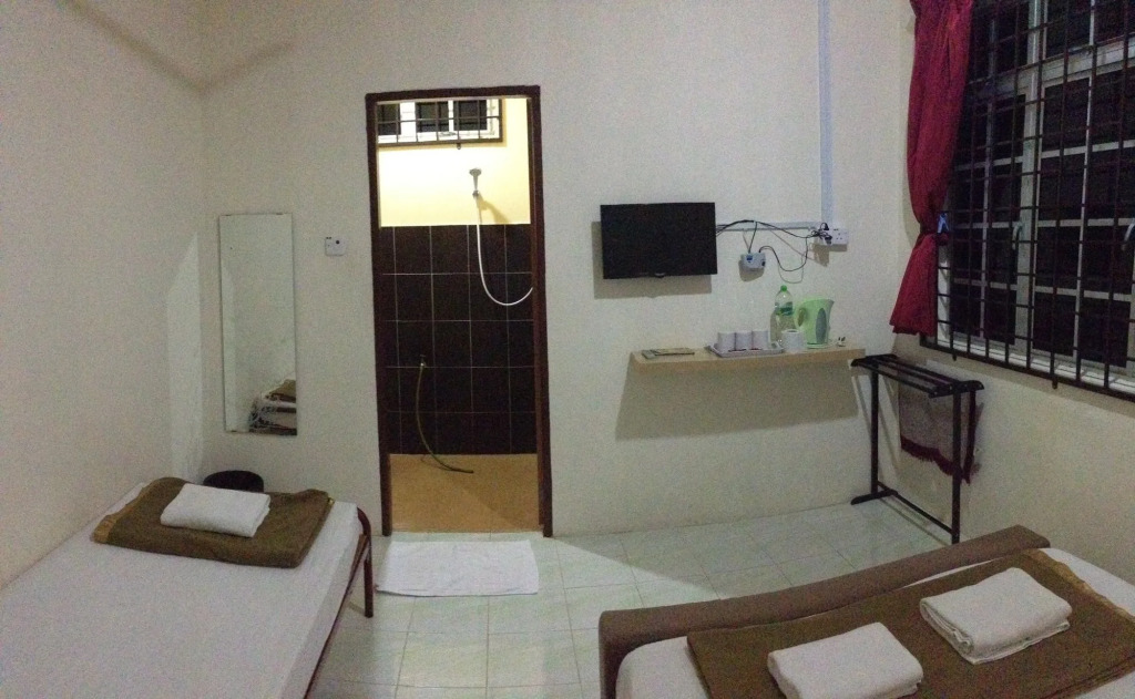 Semarak Beach Inn