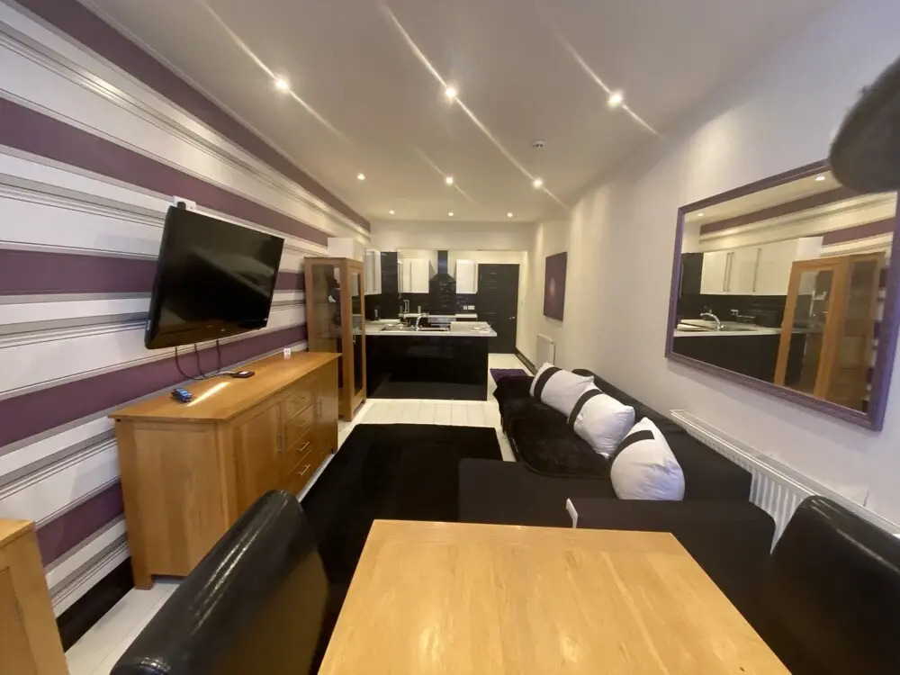 2 Bedroom Gray Apartment Blackpool