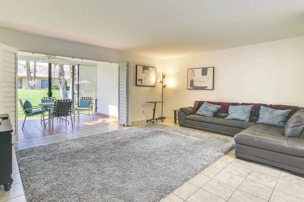 Palm Desert Condo w/ Community Perks: WFH Friendly