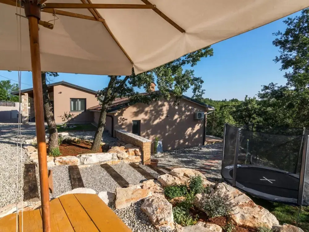 Villa Gloria Comfortable Holiday Residence