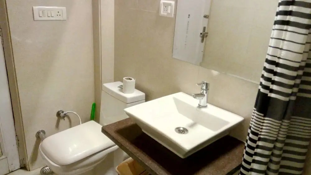 Woodpecker - 2 Bedroom Service Apartment