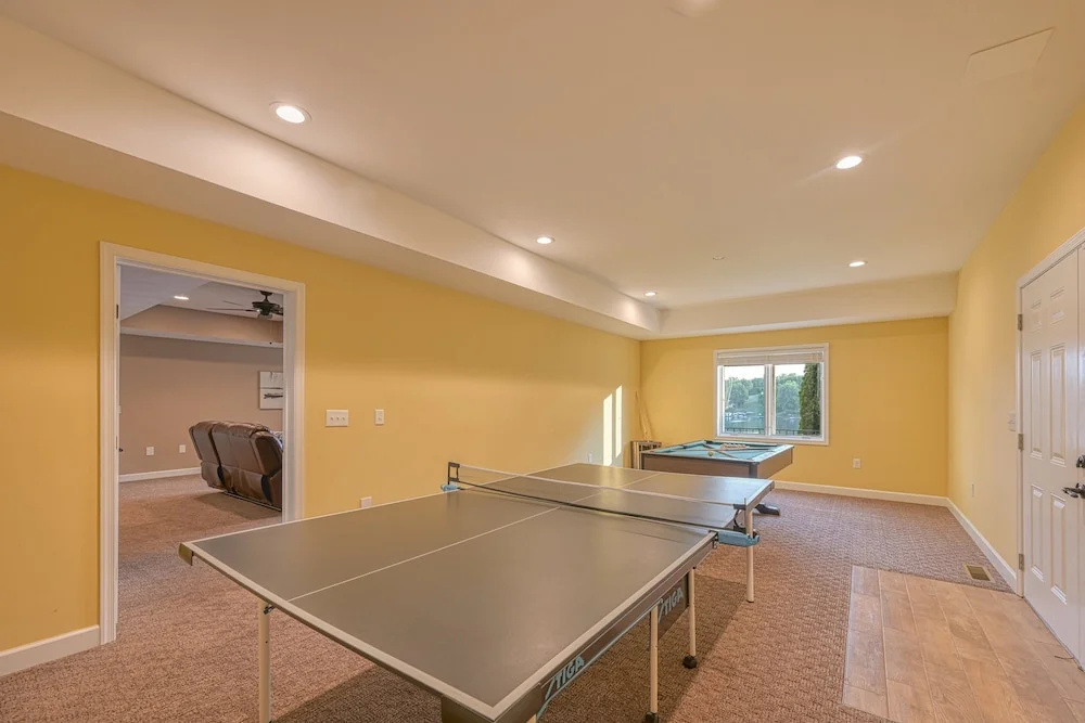 Paradise at Sunset Cove - Lakefront Getaway With Private Dock, Office, Firepit, Deck, & Pool Table