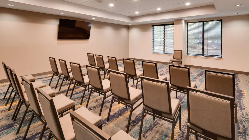 Best Western Plus Augusta North Inn & Suites