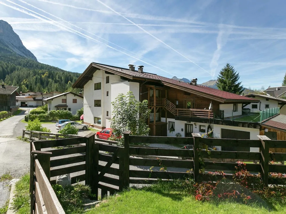 Cosy Apartment in Ehrwald With Garden