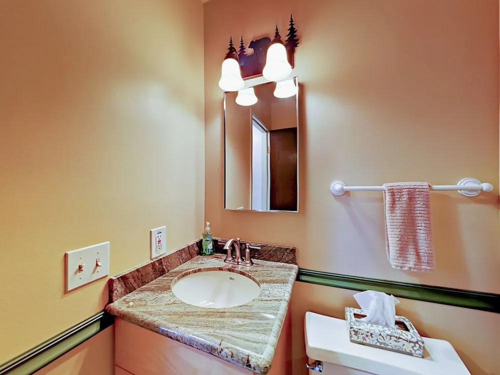 1410 Ski Run Blvd Condo Unit 3
