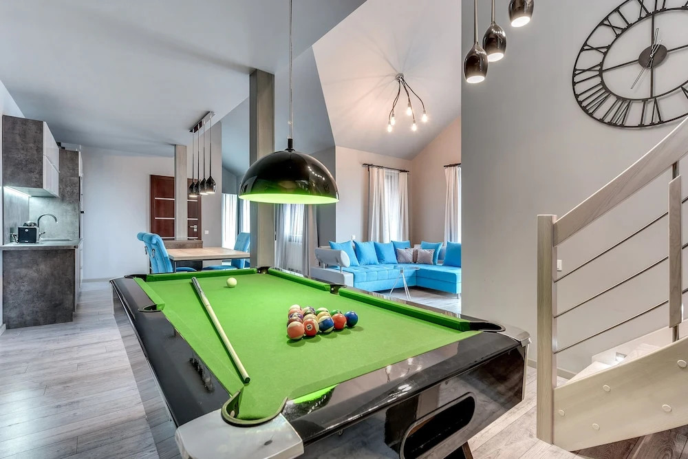 Gdańsk Old Town Waterlane by Noclegi Renters