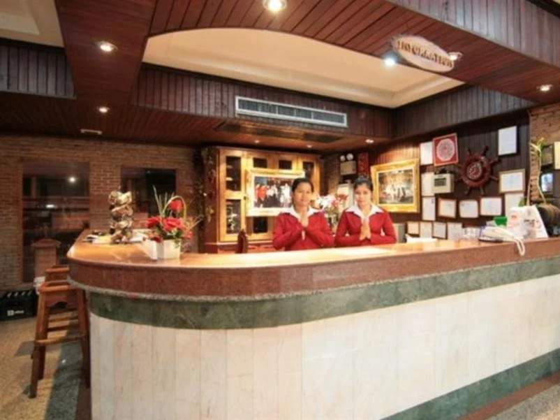 13 Coins Tower Hotel Ratchada