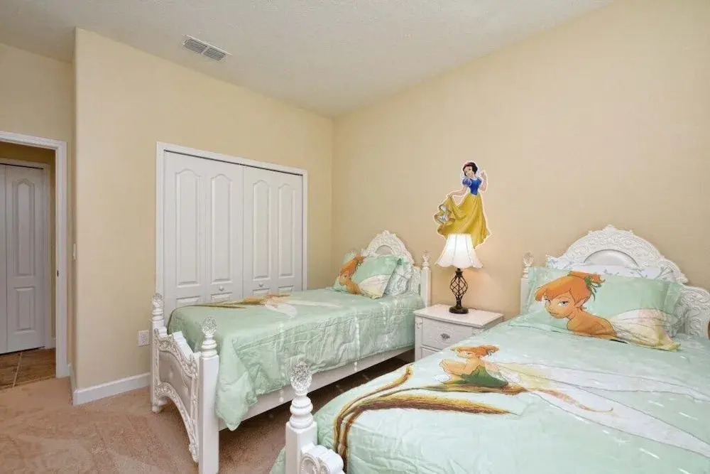 Paradise Palms-5 Bedroom w/pool - 3507PP Home by RedAwning