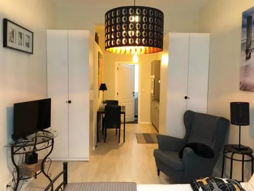 Petit Appartement Jourdan EU