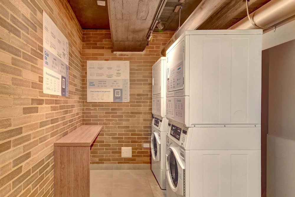 w Urban Loft in the Heart of Bogot