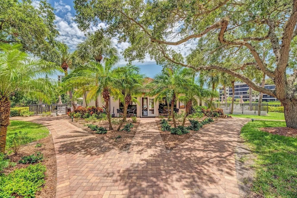 Midnight Cove Ii 820f - Updated Bayside Rental! 2 Bedroom Condo