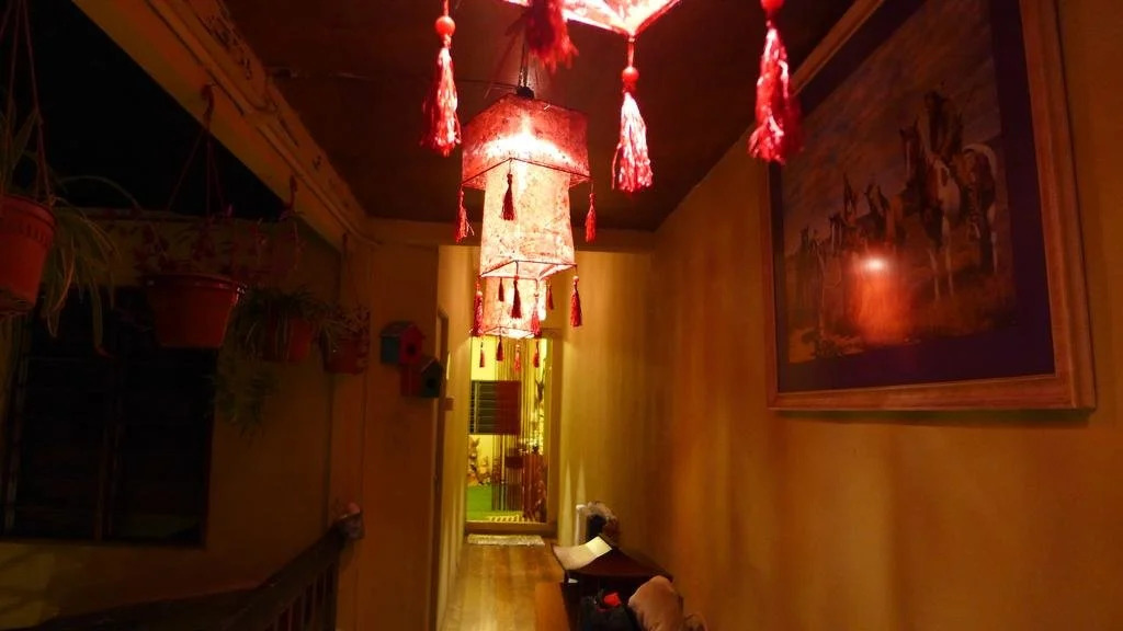 Decoupage Homestay