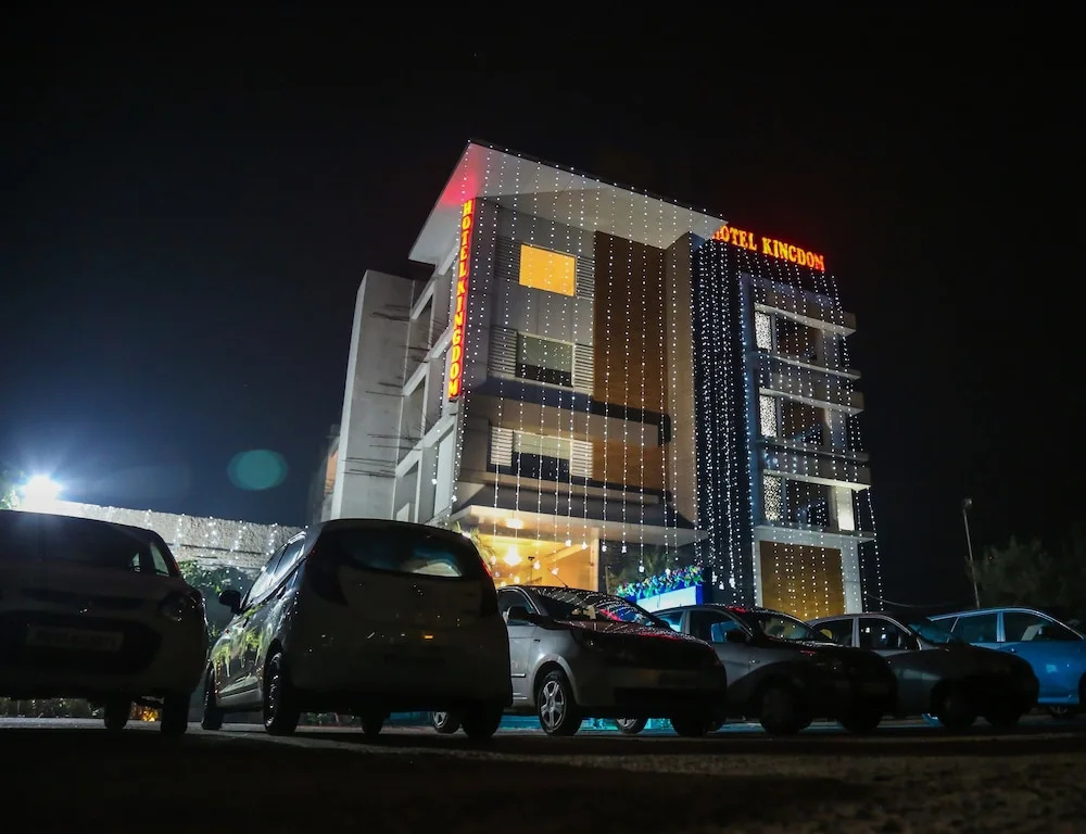 Kingdom Hotel