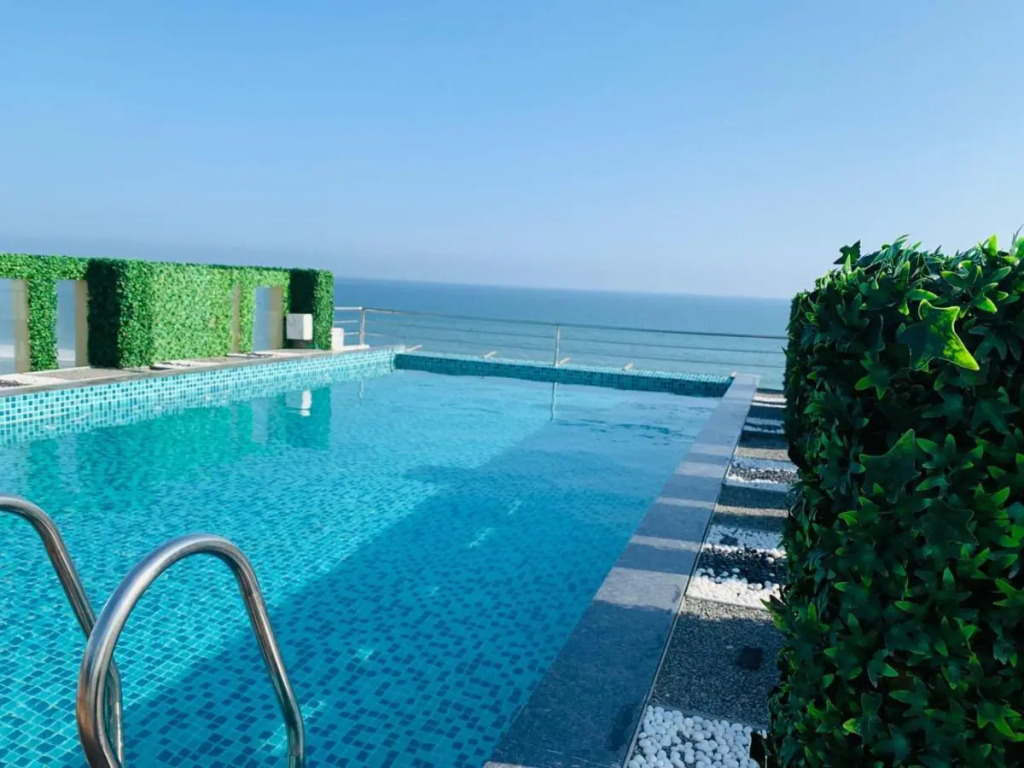 The Bay Suites