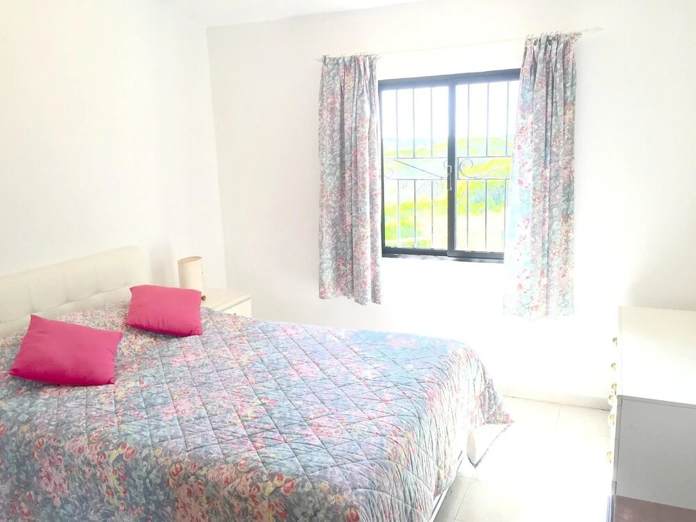 House With 2 Bedrooms in Almancil, With Pool Access, Enclosed Garden a
