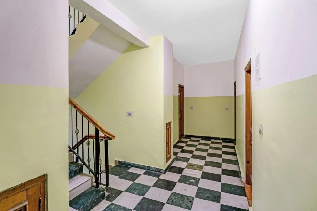 OYO 84411 G K Guest House
