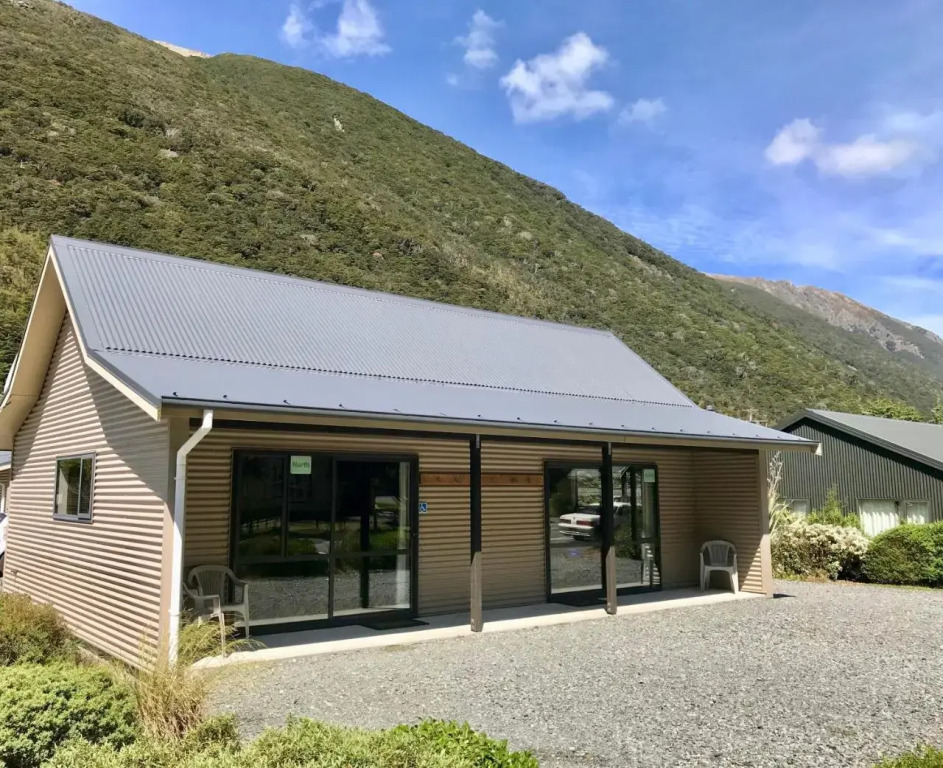 Arthurs Chalet