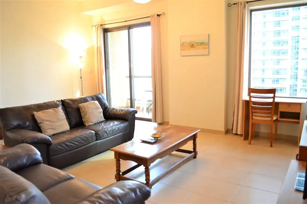 Large 1 Bed - Affordable fully furnished 1BR with balcony and a great marina view! - LSE