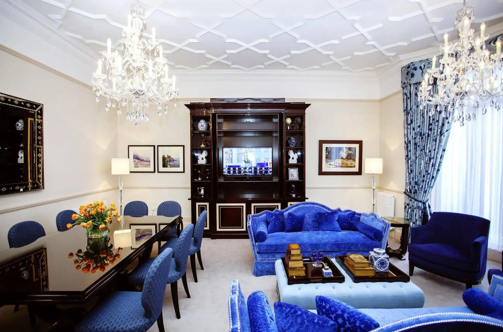 The Apartments by The Sloane Club
