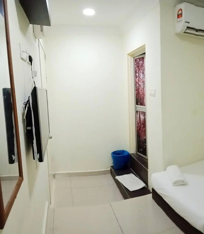 Cattleya Glory Hotel
