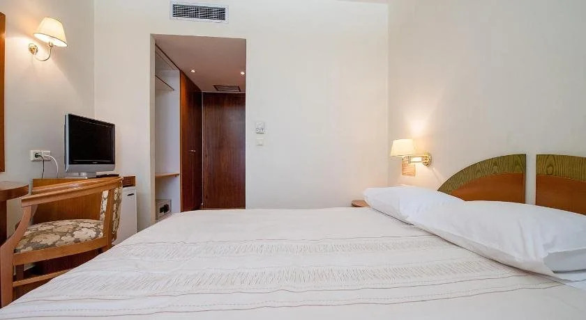 Fthia Hotel