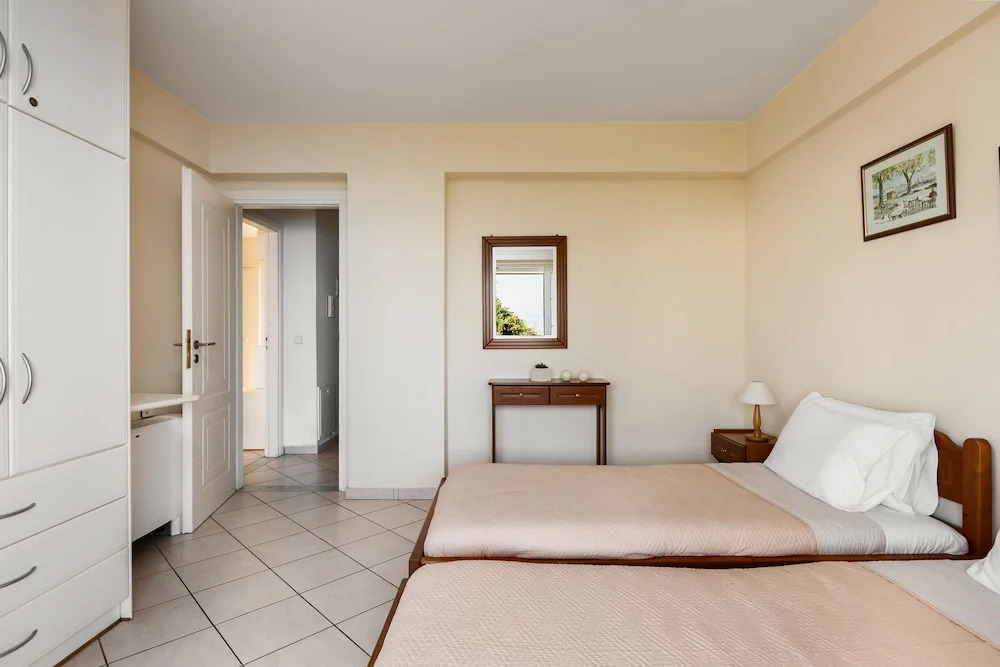 Four-Bedroom Villa Alexandros