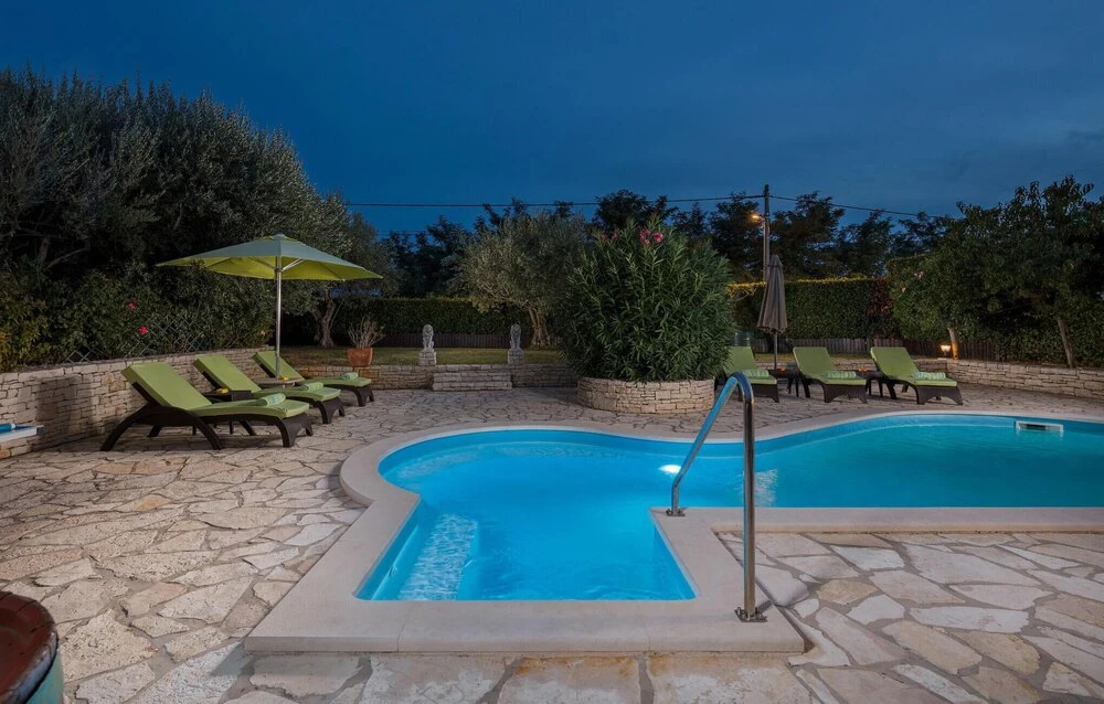 Gorgeous Home In Buje