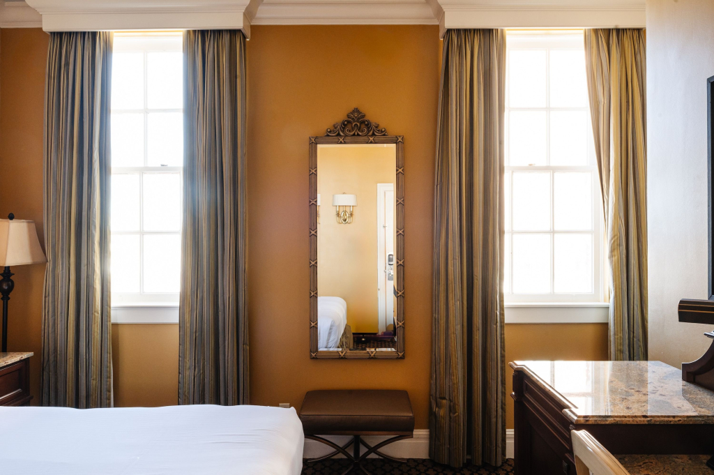 The Lafayette New Orleans By Kasa Living